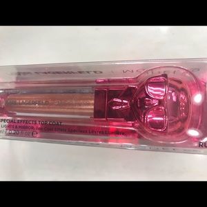 Karl Langerfeld Model co Lip Gloss 💄👄